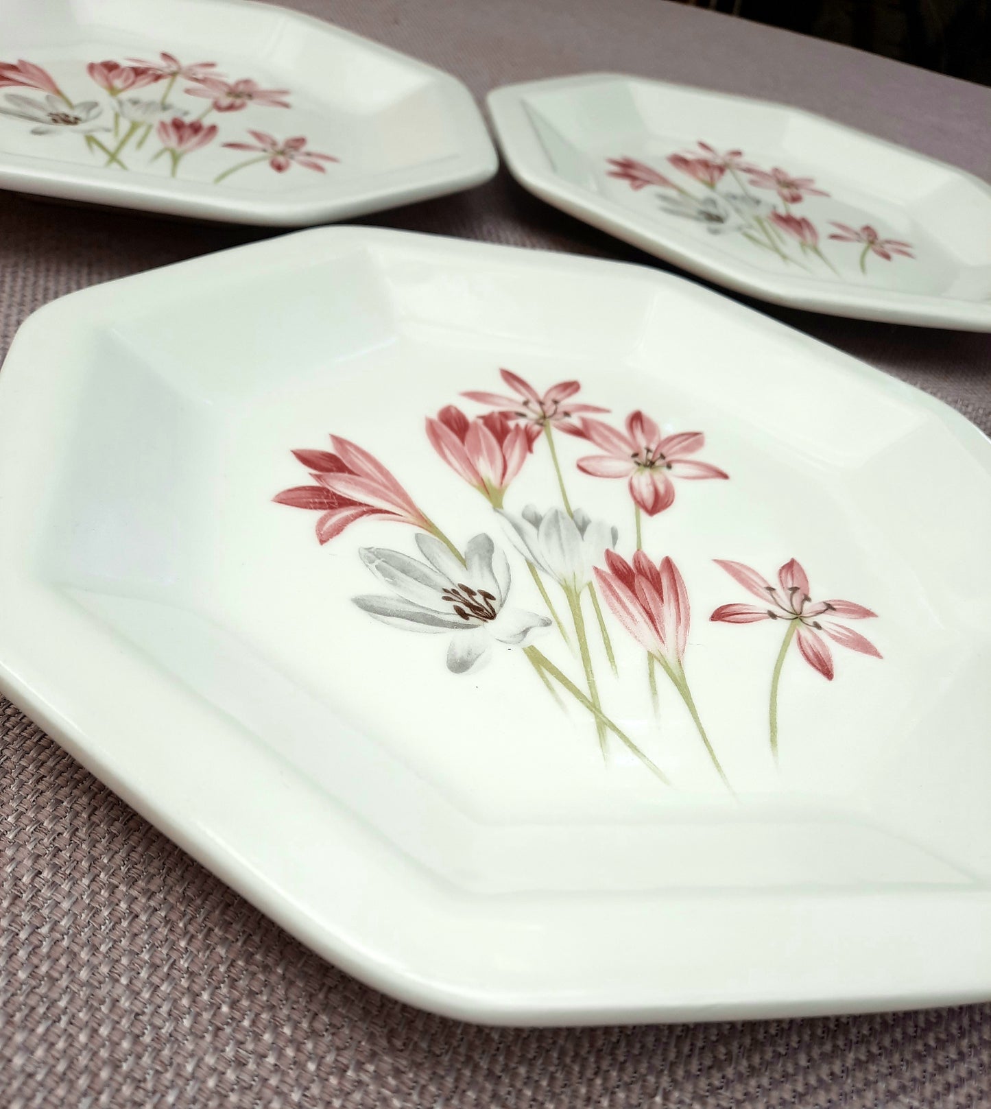 Assiettes à dessert fleurs