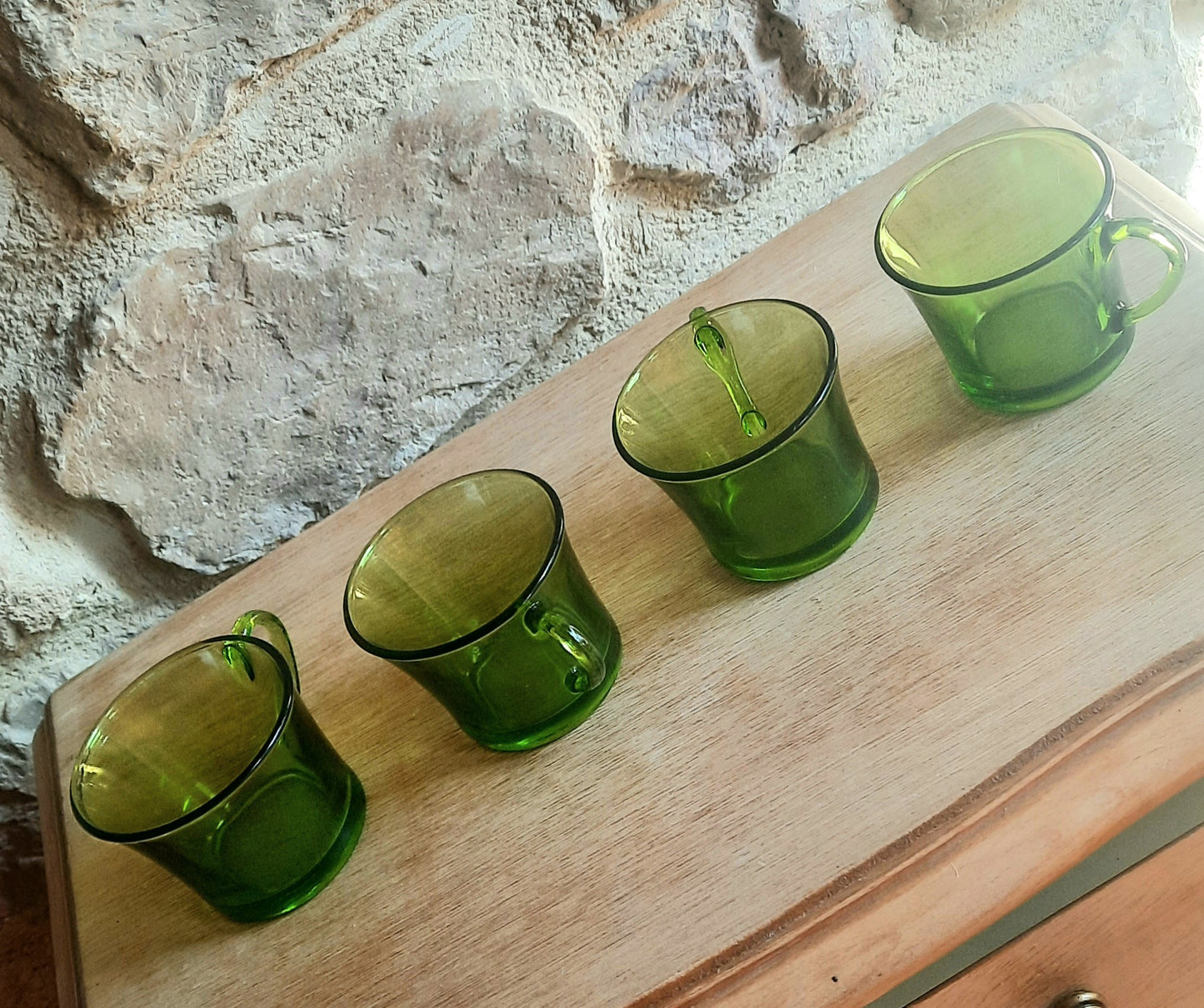 Tasses vertes