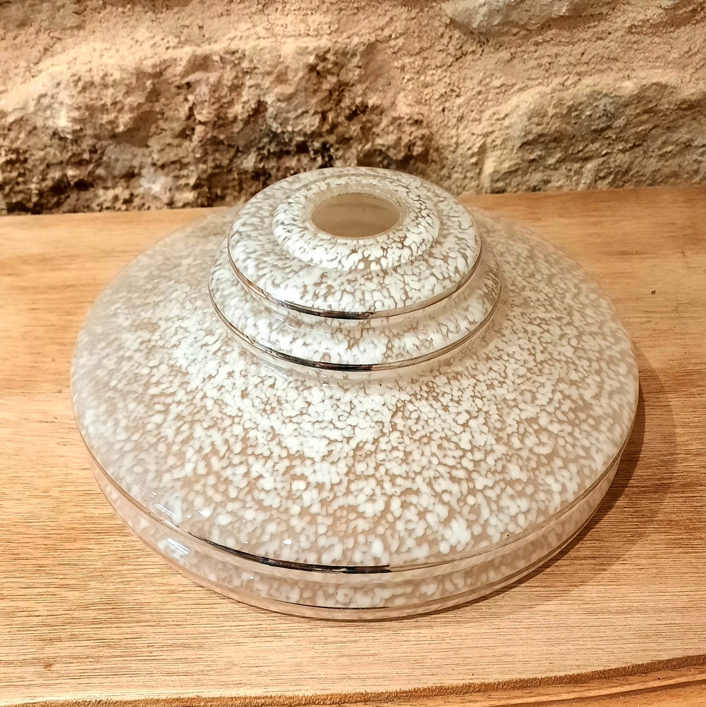 Globe luminaire