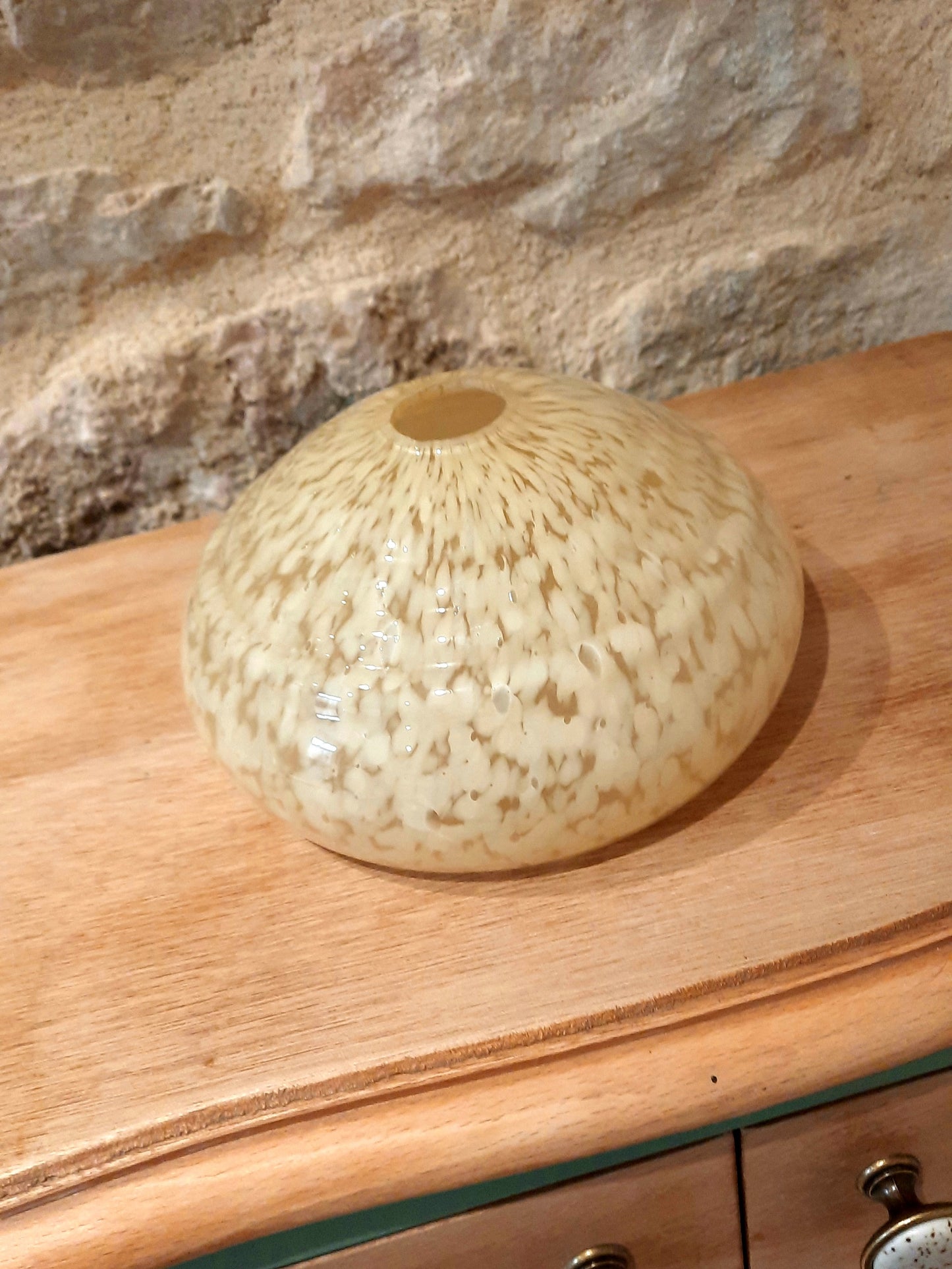 Globe luminaire