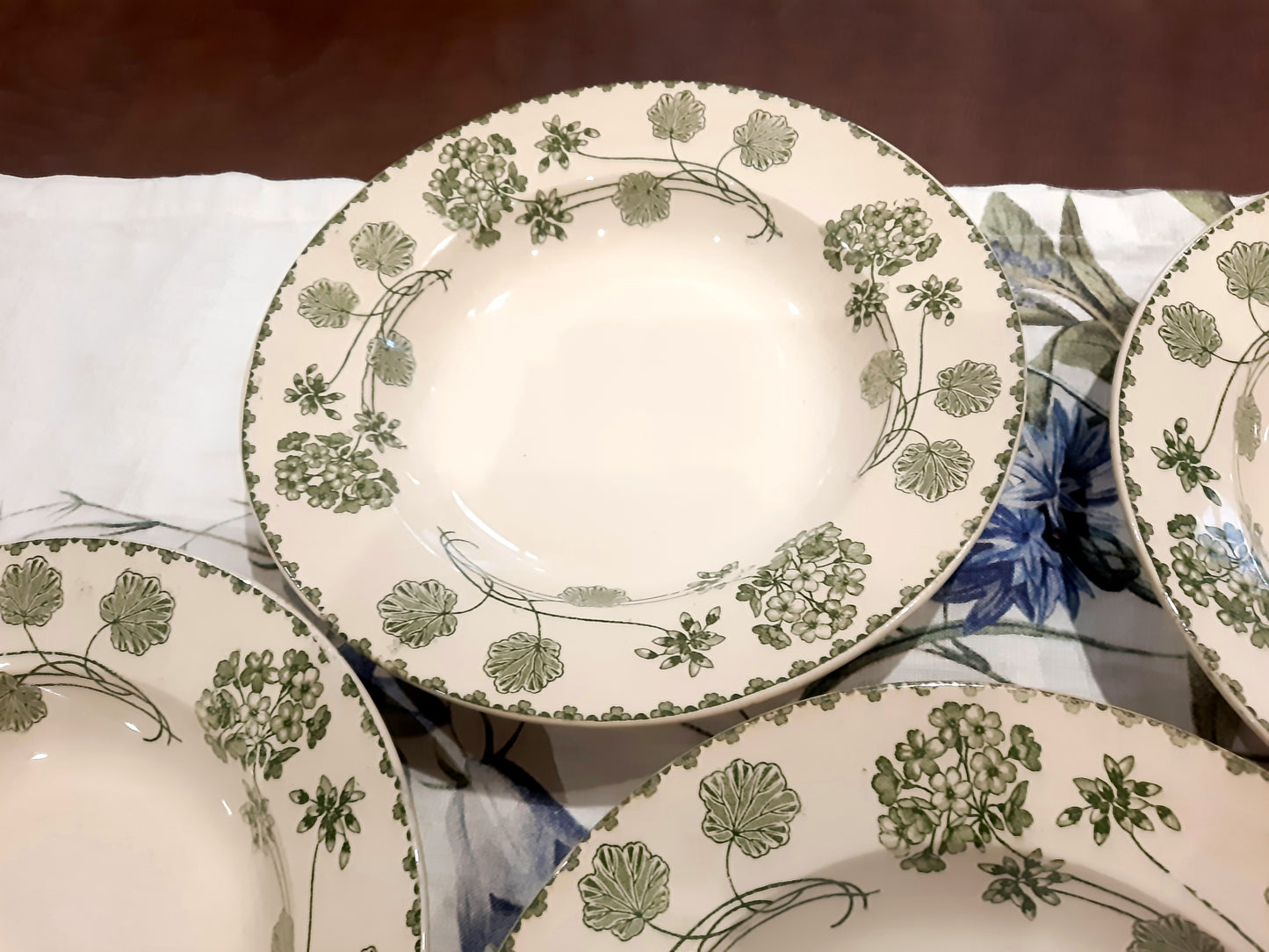 Lot de 4 Assiettes à Soupe Géranium -