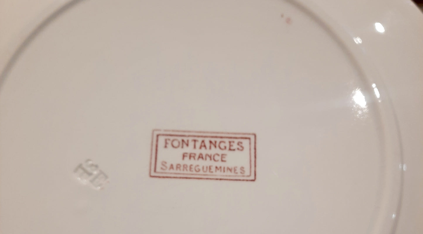Service de 6 Assiettes Plates – Sarreguemines Fontanges – Décor Rouge