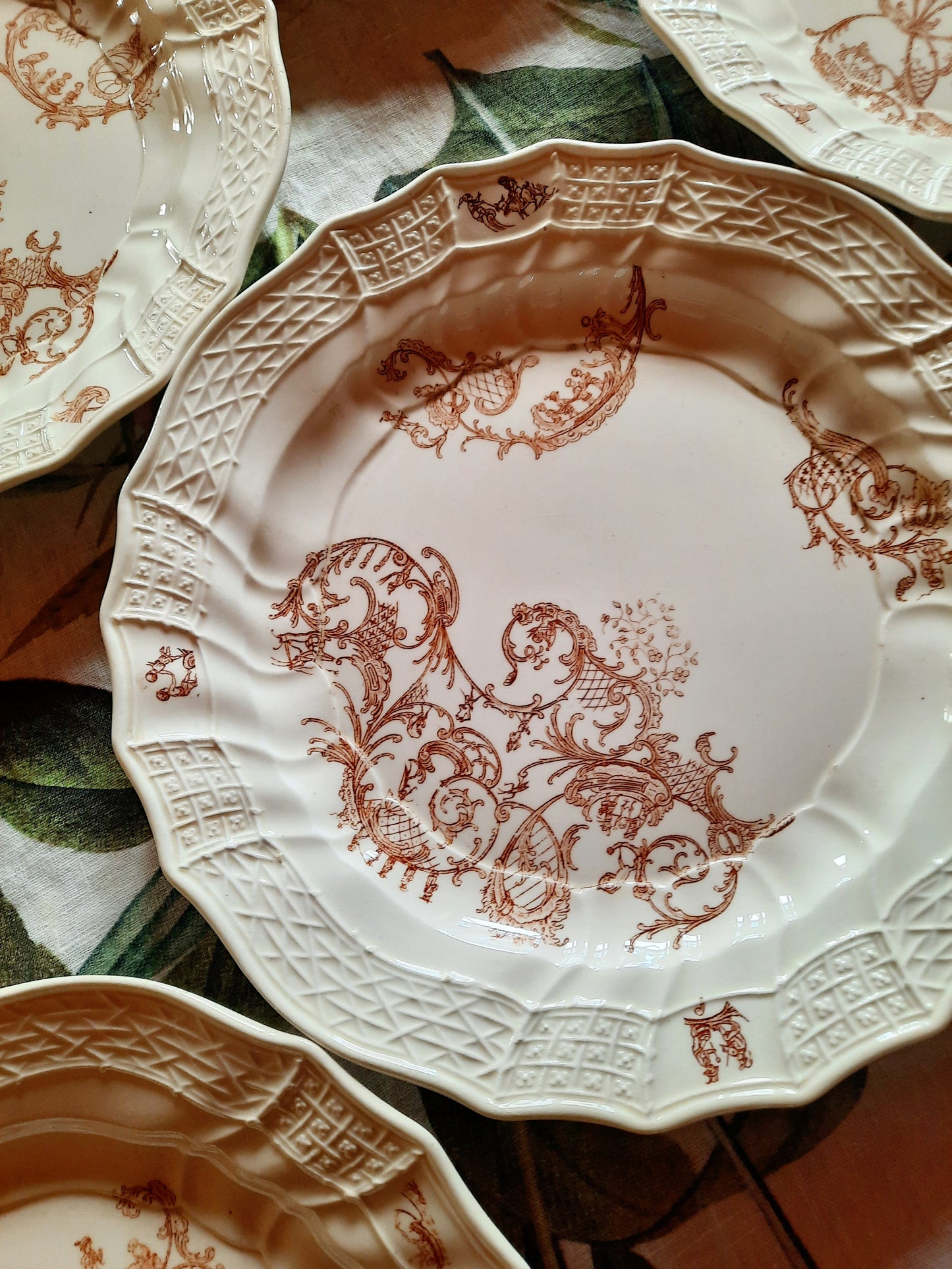 Lot de 6 assiettes plates – Manufacture Waechtersbach, XIXe siècle