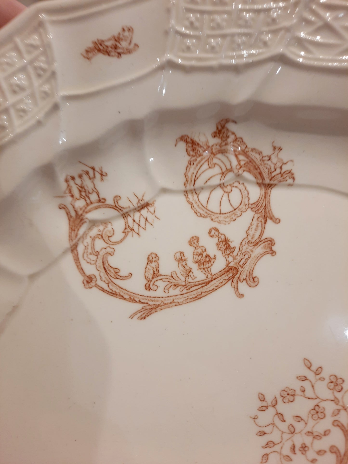 Lot de 8 assiettes plates – Manufacture Waechtersbach, XIXe siècle