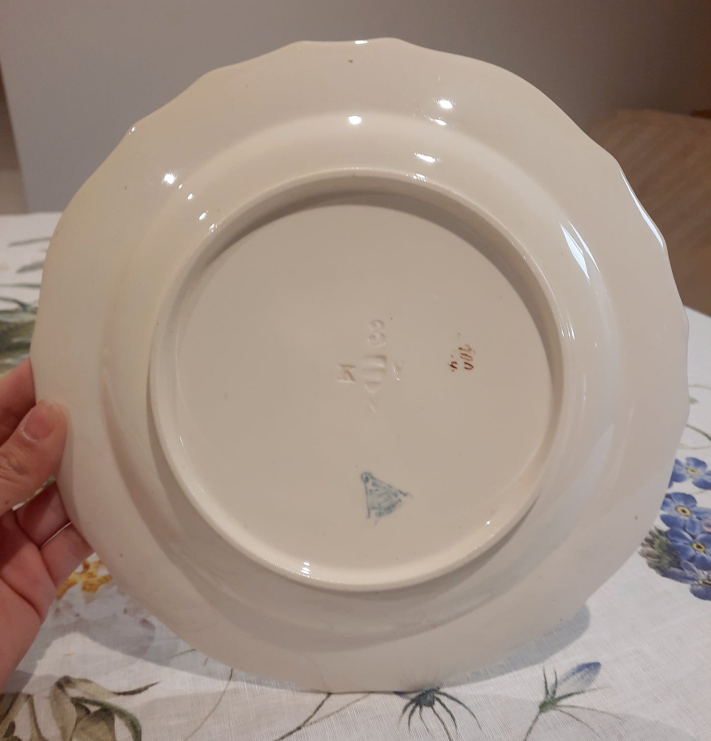 Lot de 8 assiettes plates – Manufacture Waechtersbach, XIXe siècle