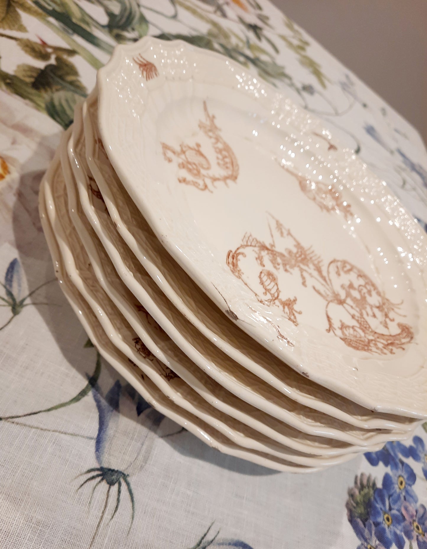 Lot de 6 assiettes plates Manufacture Waechtersbach, XIXe siècle