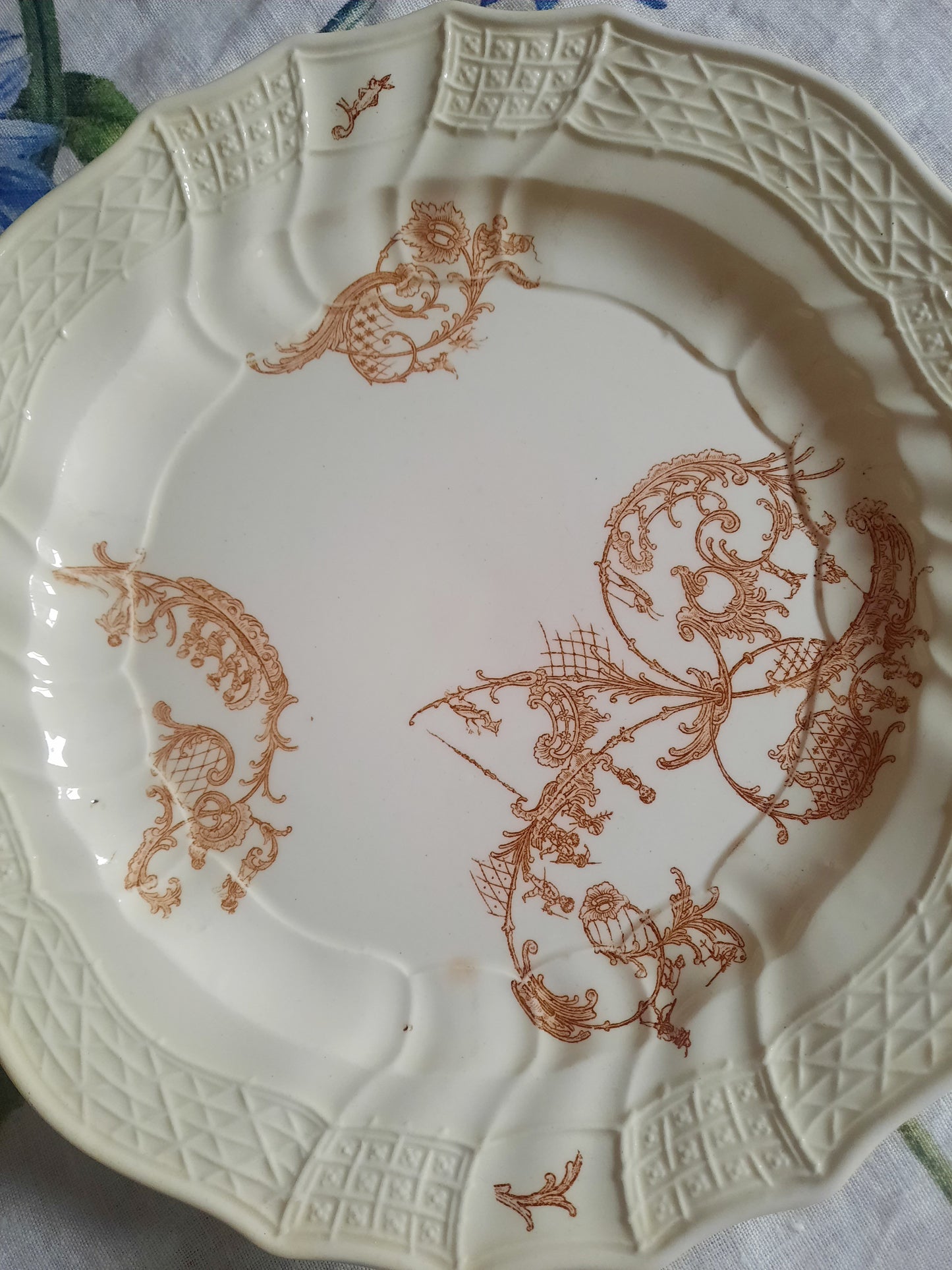 Lot de 6 assiettes plates Manufacture Waechtersbach, XIXe siècle