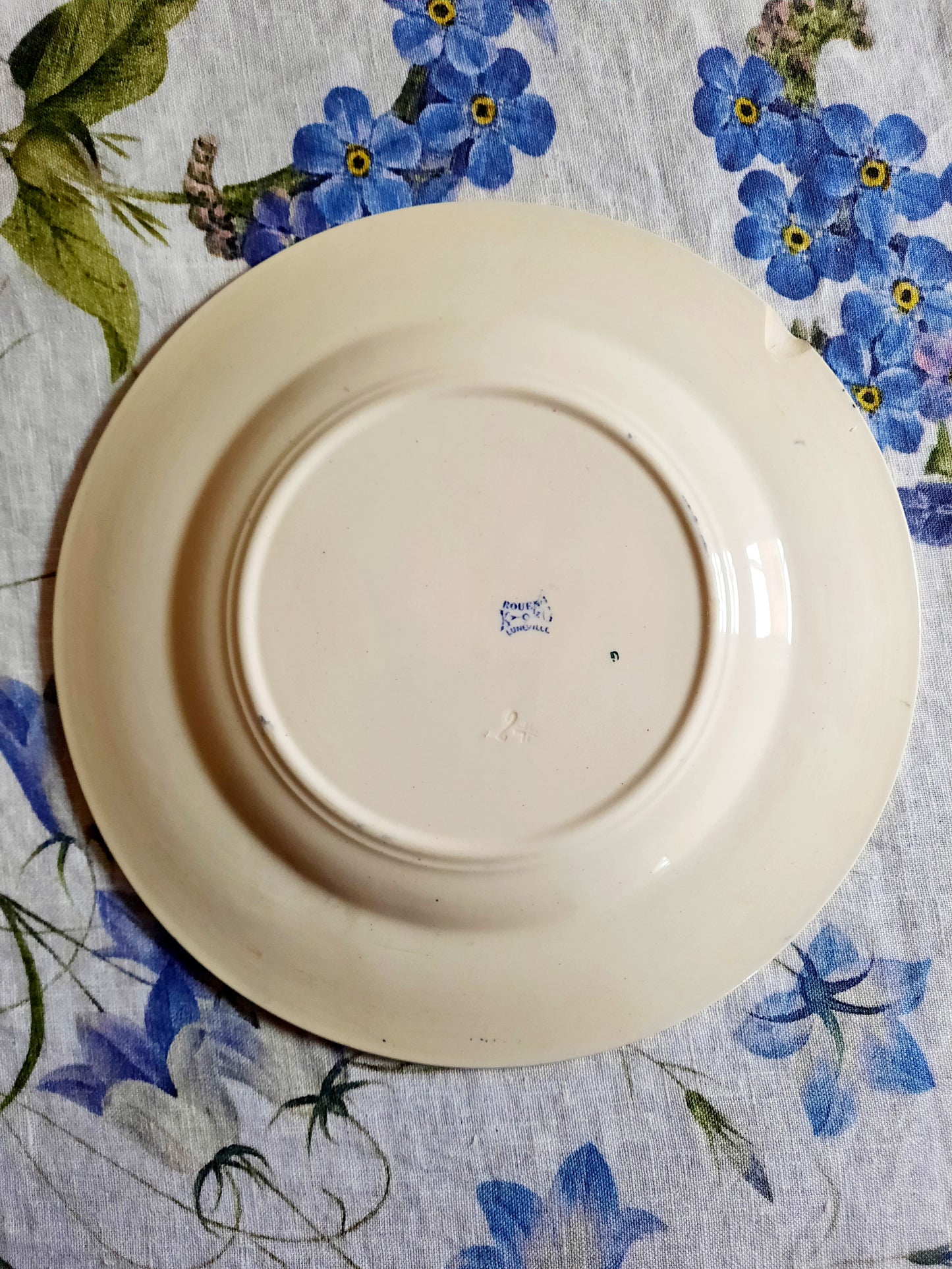 Lot de 4 assiettes plates Lunéville K&G Rouen – XIXe siècle