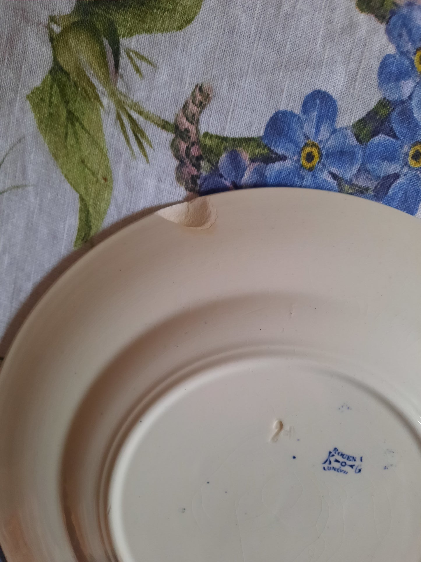 Charme authentique – Lot de 3 assiettes plates Lunéville K&G Rouen – XIXe siècle