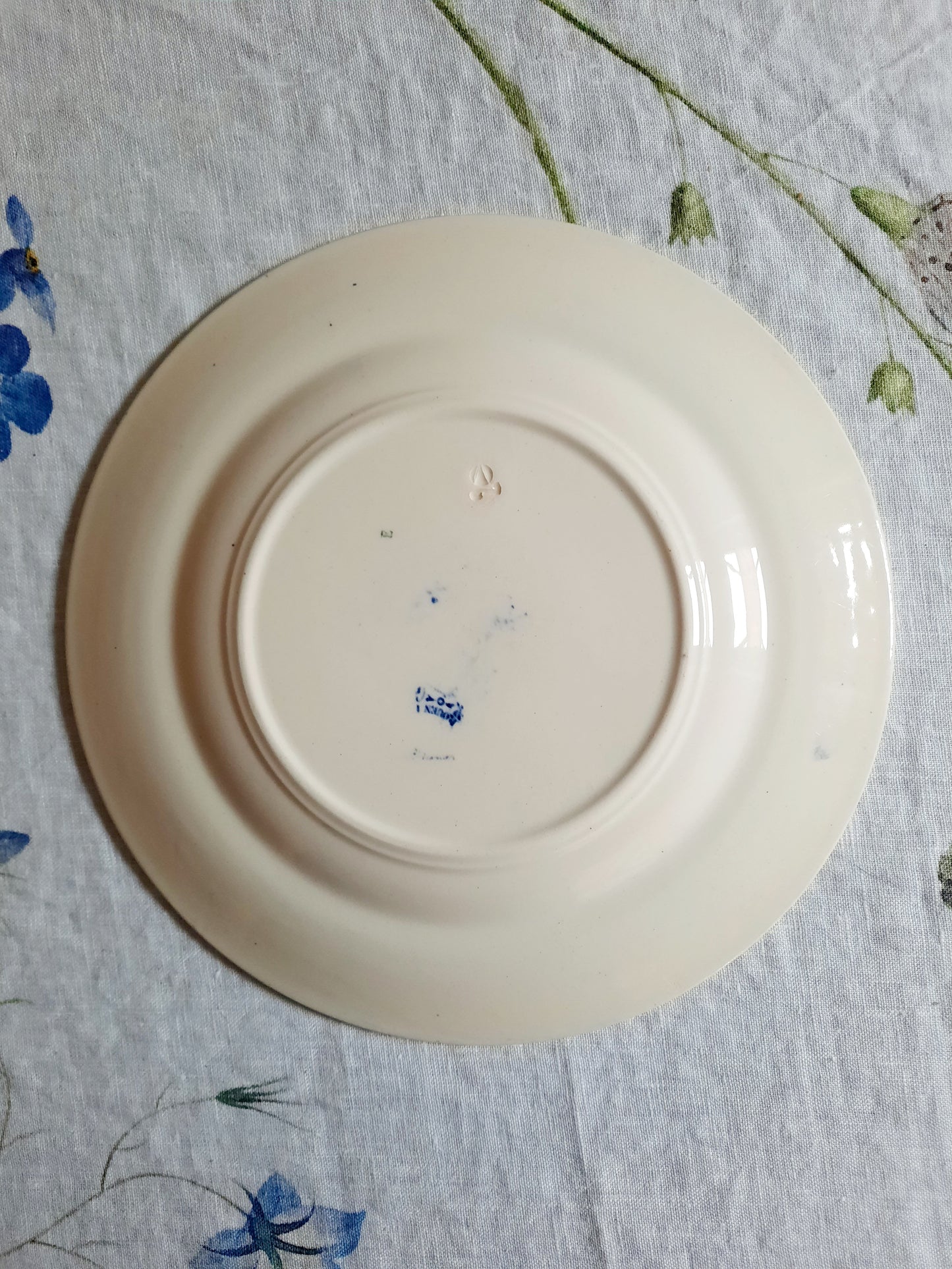 Élégance classique – Lot de 6 assiettes plates Lunéville K&G Rouen – XIXe siècle