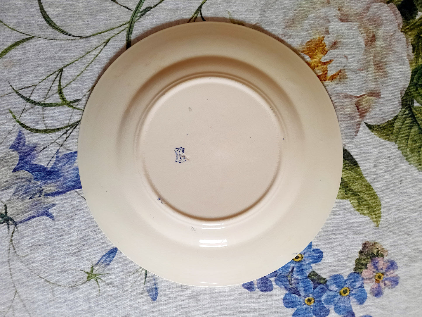 Lot de 8 assiettes plates Lunéville K&G Rouen – XIXe siècle