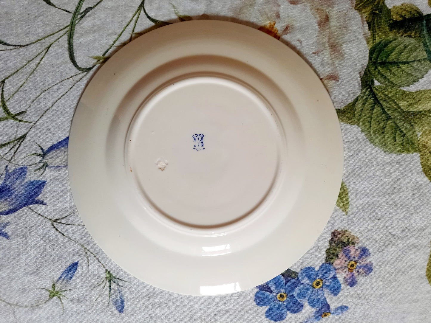 Lot de 8 assiettes plates Lunéville K&G Rouen – XIXe siècle
