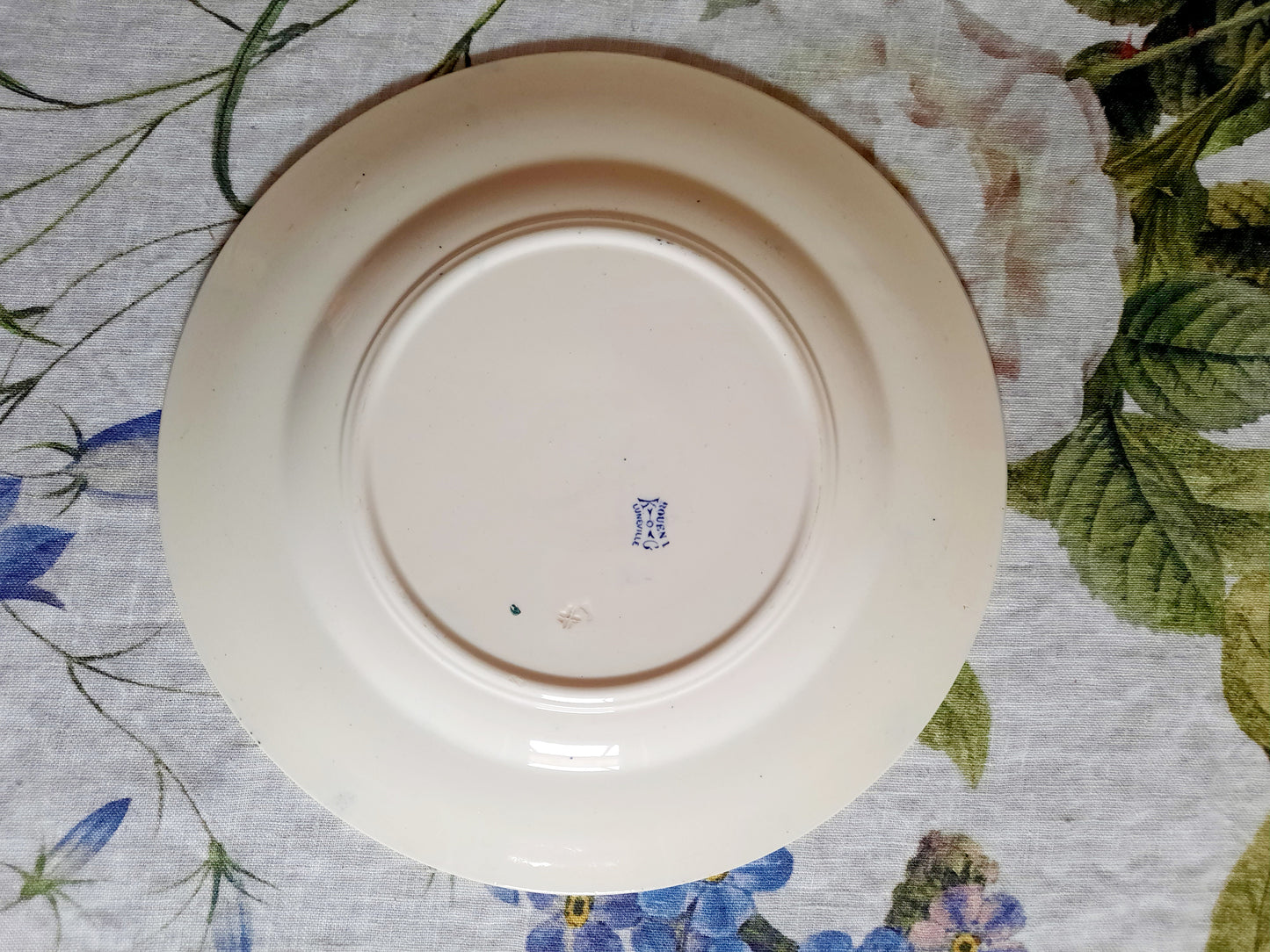 Lot de 8 assiettes plates Lunéville K&G Rouen – XIXe siècle