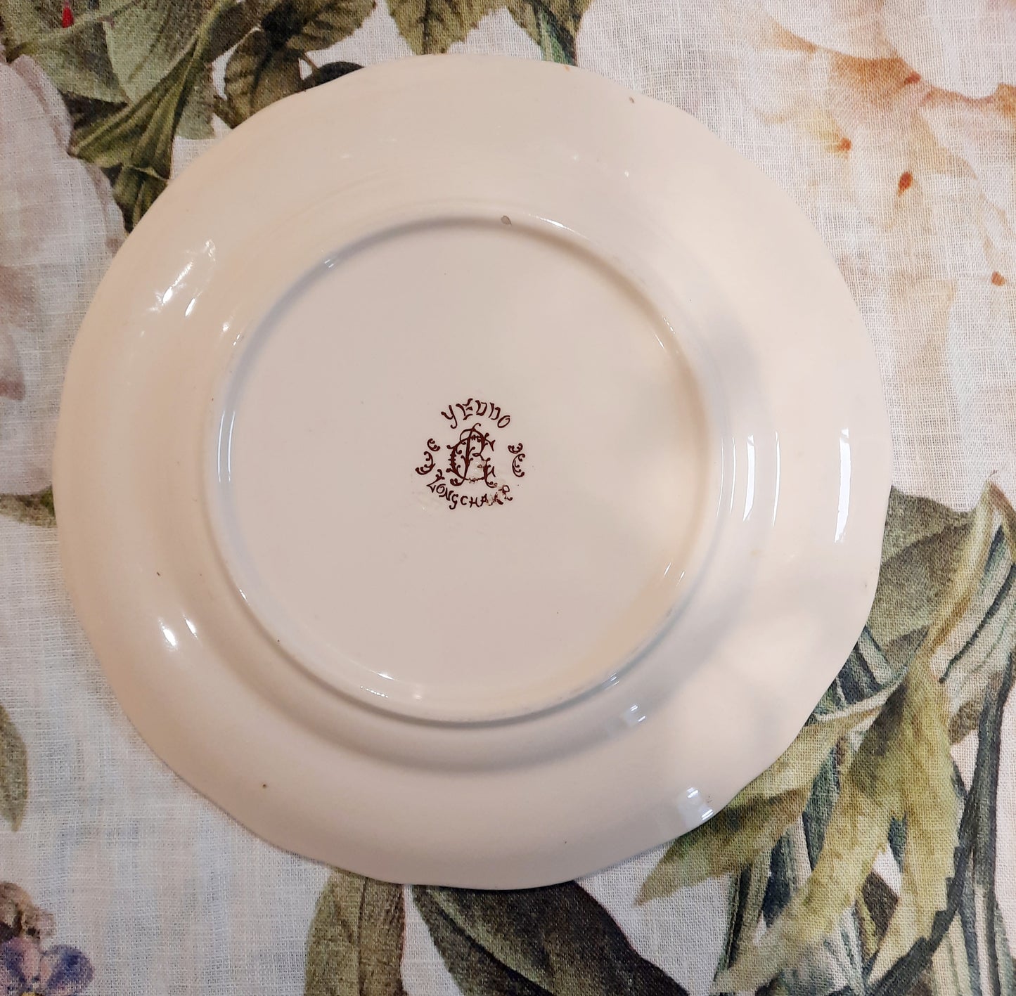 Lot de 8 assiettes à dessert Longchamp