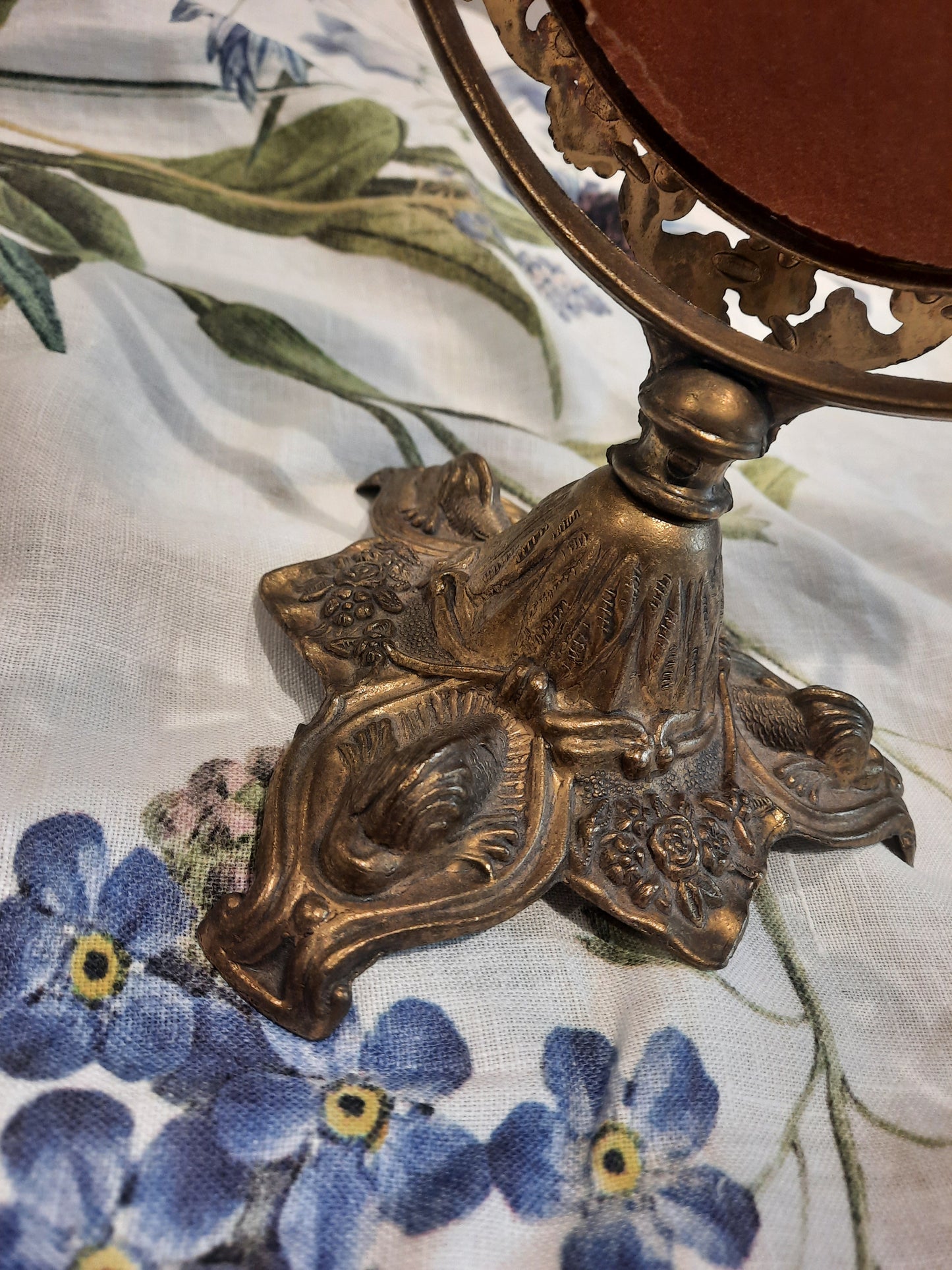 Superbe miroir psyché ancien en laiton – Élégance intemporelle