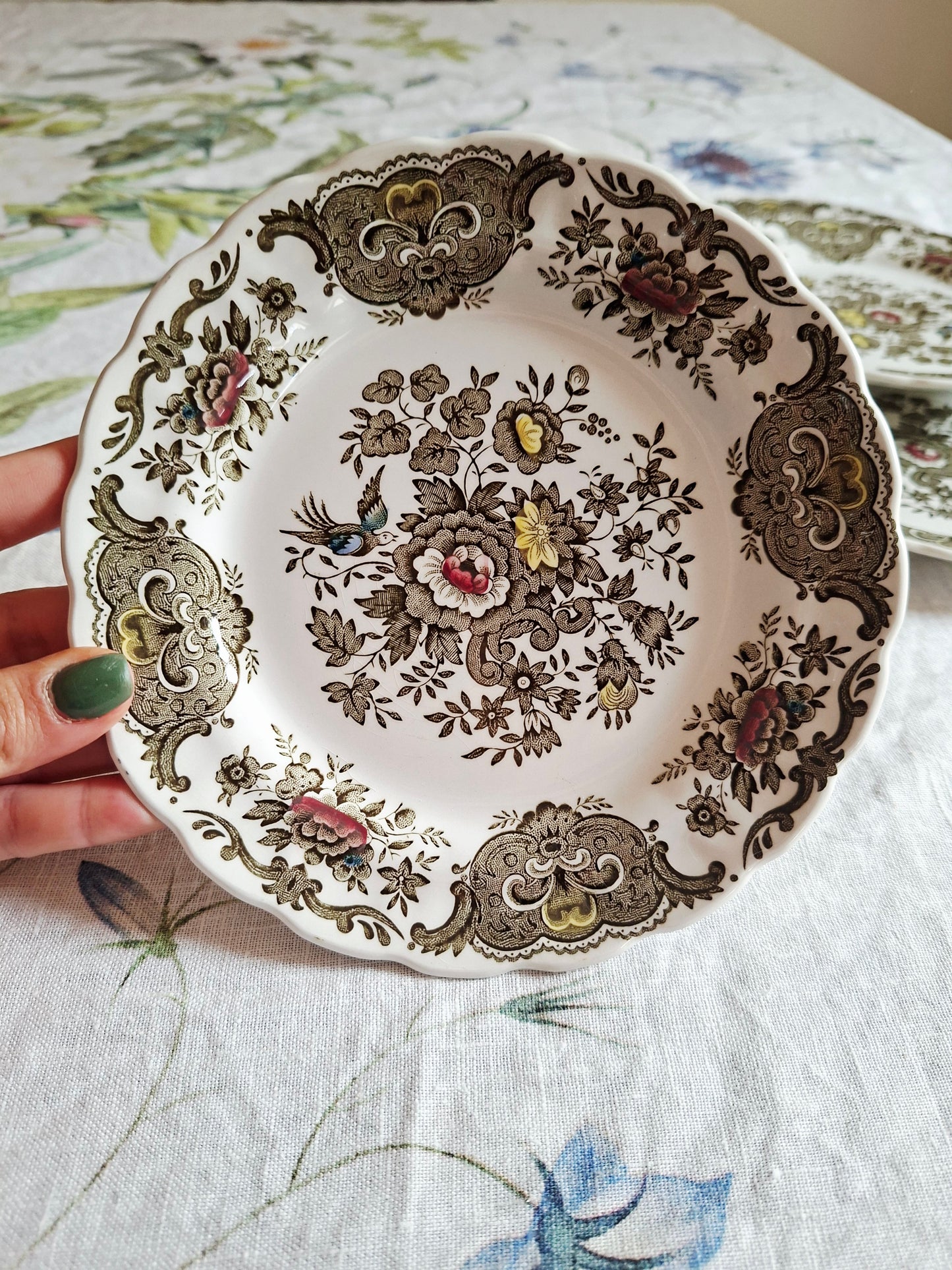 Lot de 6 assiettes à dessert Ridgway of Staffordshire