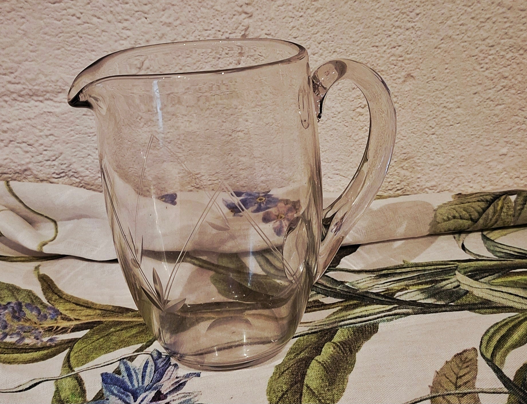 Lot de 4 verre et pichet motif