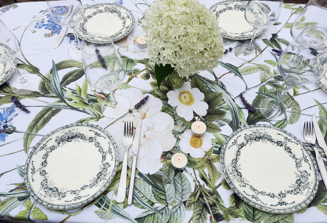 Pourquoi mettre une nappe sur sa table ?