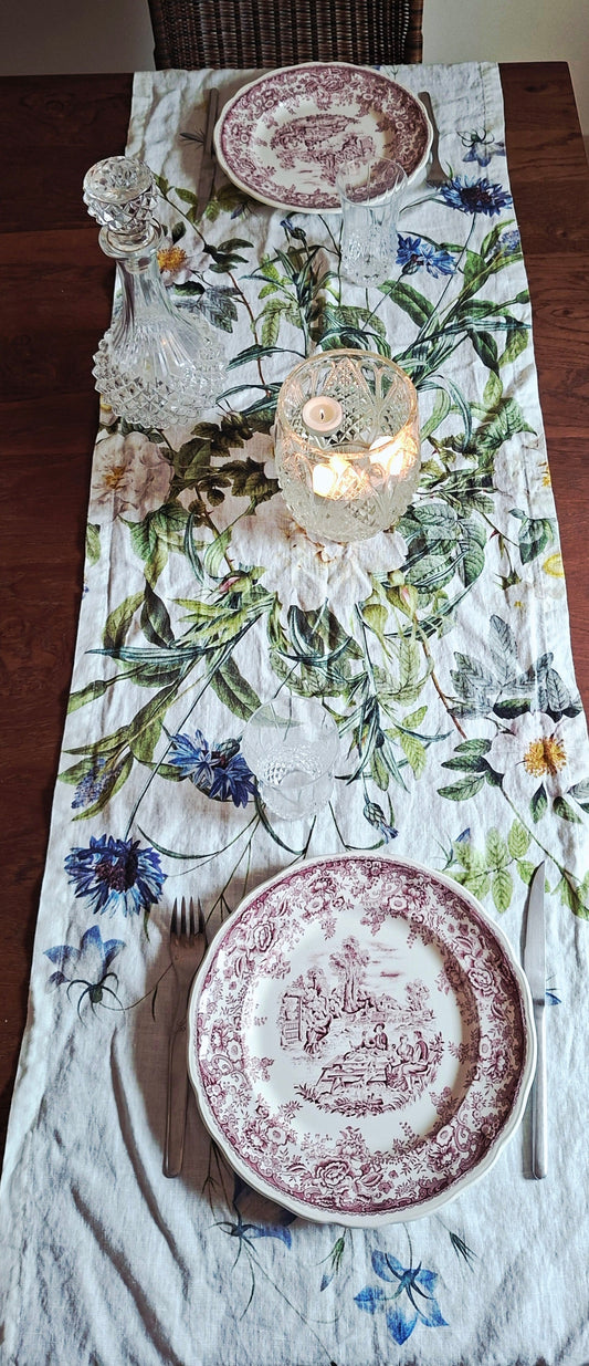 Chemin de Table Fleuri : Idées Déco et Conseils pour Sublimer Votre Table
