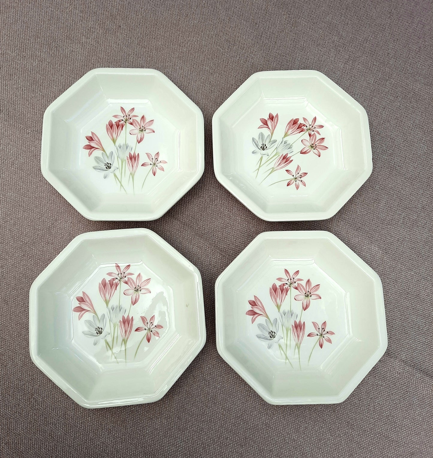 Assiettes creuse fleurs