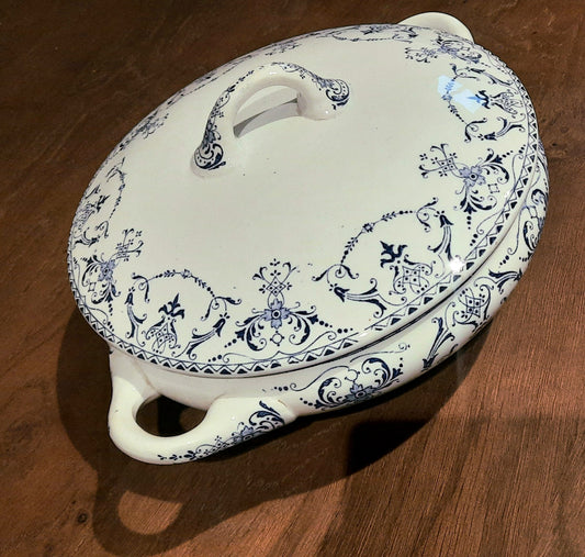 Pequena terrina de sopa