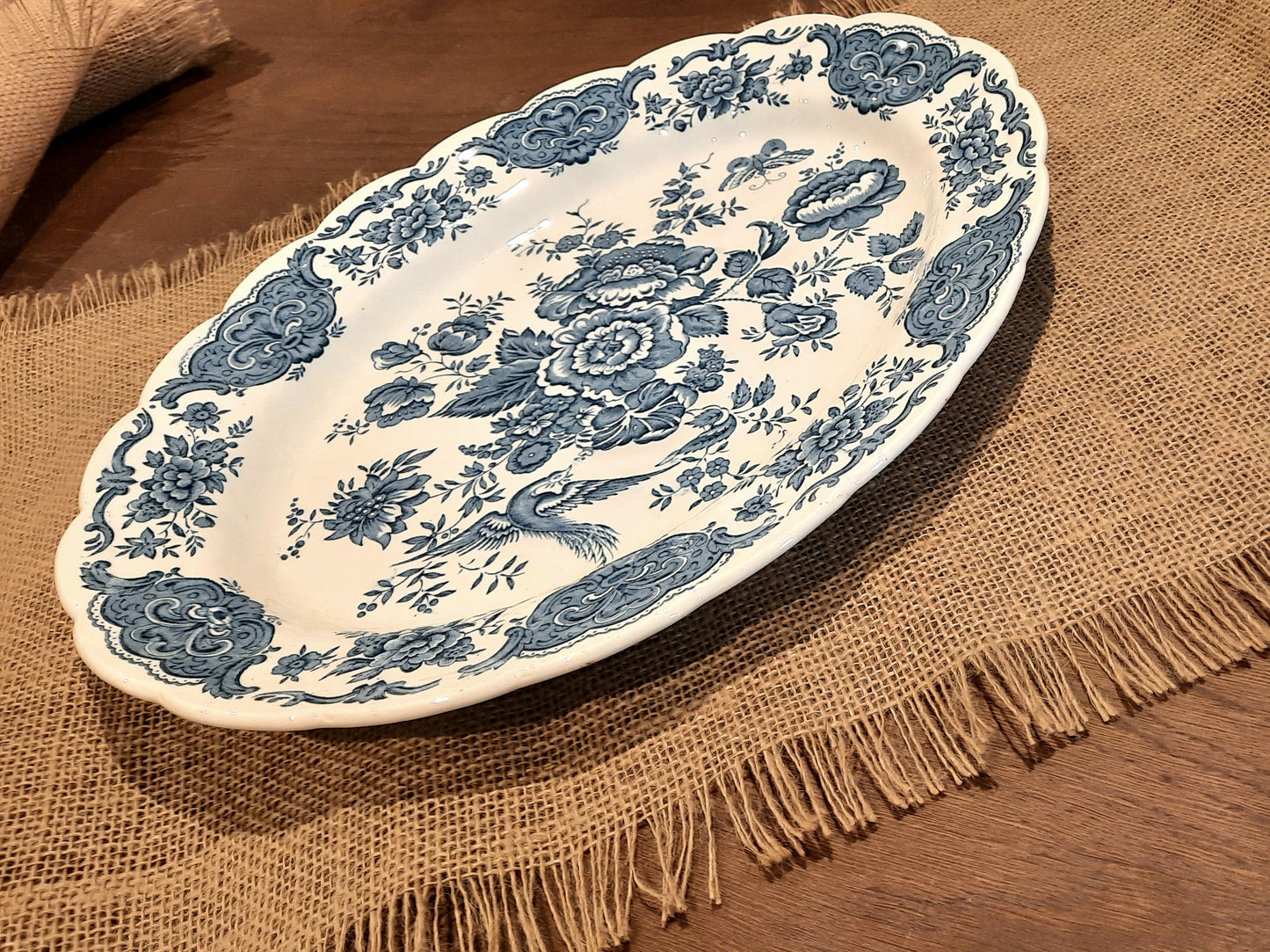 Grand plat ovale