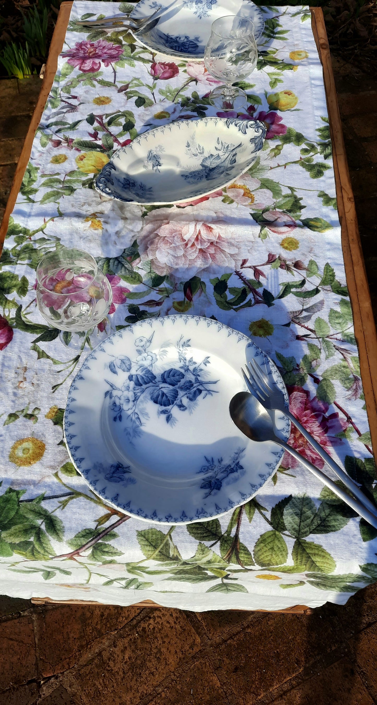 Chemin de table en lin - Jardin rose
