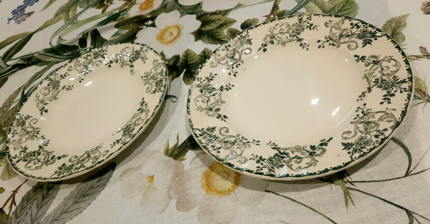 Deux Assiettes Plates Légèrement Creusées – Manufacture E. Bourgeois Grand Dépôt