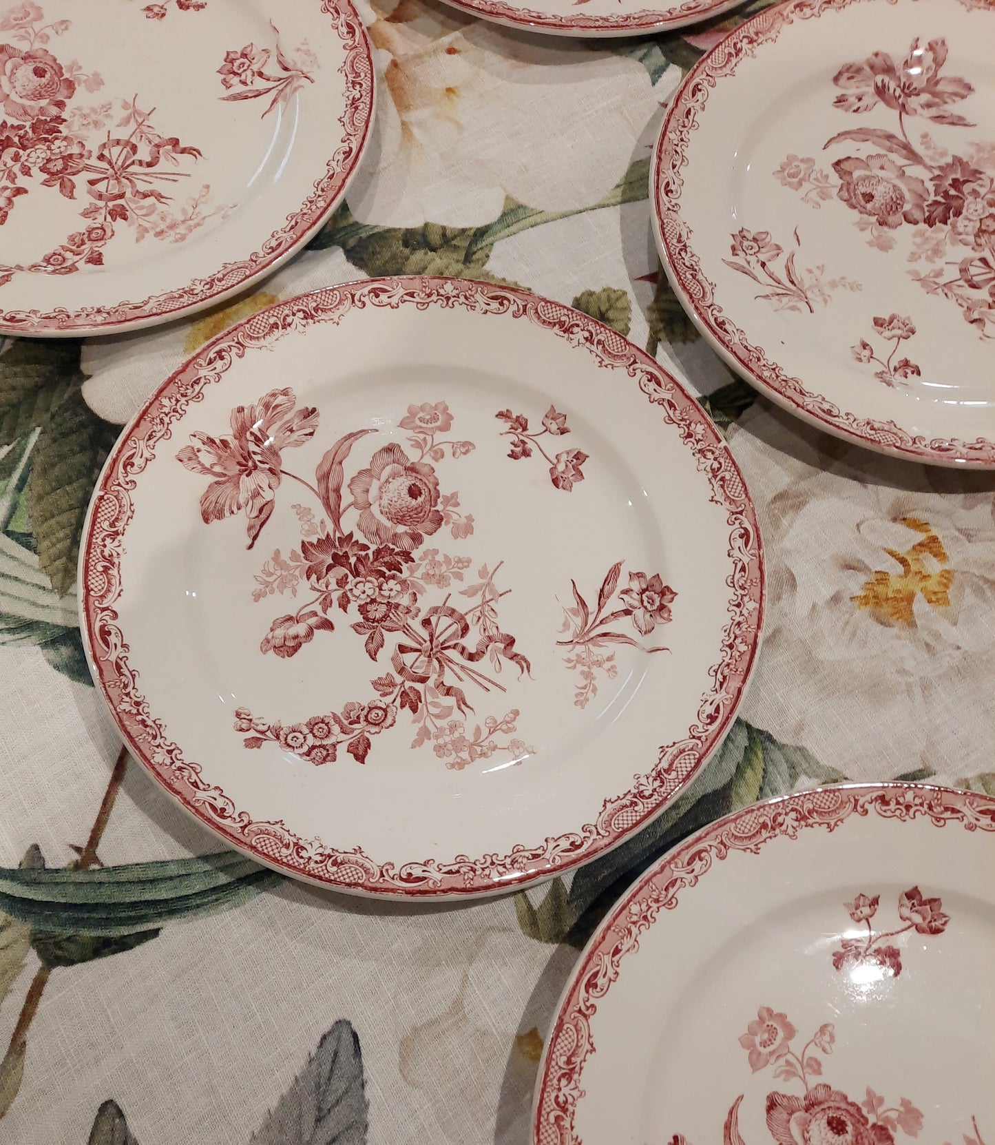 Conjunto de 6 Pratos Rasos – Sarreguemines Fontanges – Decoração Vermelha