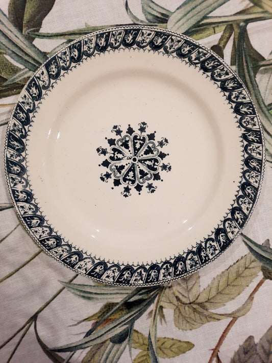 Assiette Plate Henri II – Salins Terre de Fer