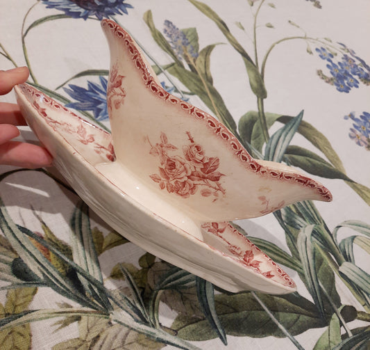 Choisy-le-Roi Saucier em Terre de Fer – Elegância e atemporalidade