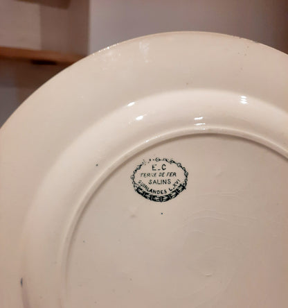 Assiette Plate "Guirlande" – E.C Salins Terre de Fer