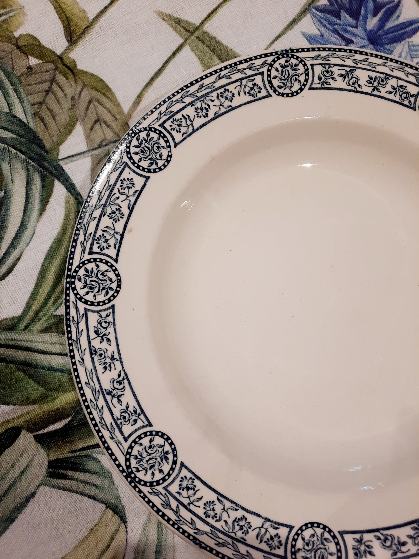 Assiette à Soupe "Bistrol" – E.C Salins Terre de Fer