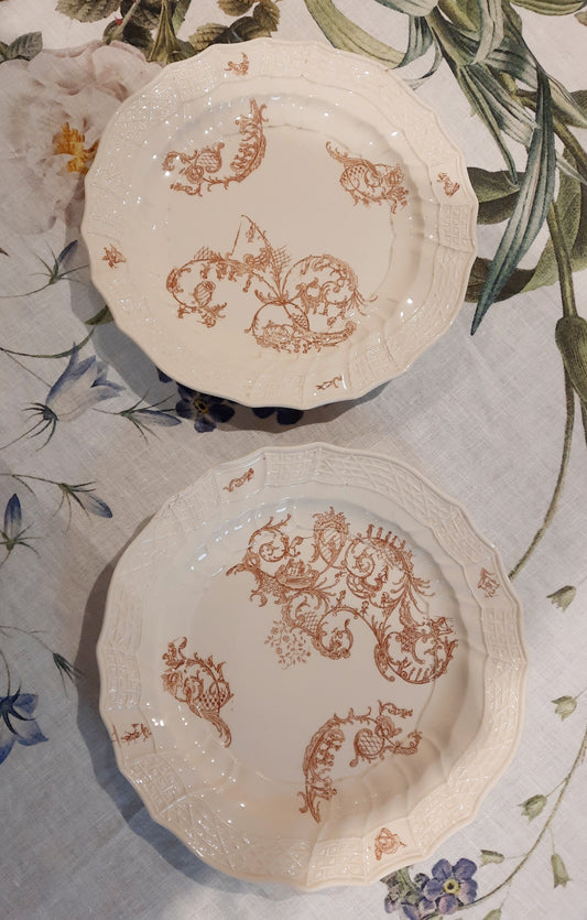 2 assiettes plates anciennes – Manufacture Waechtersbach, XIXe siècle