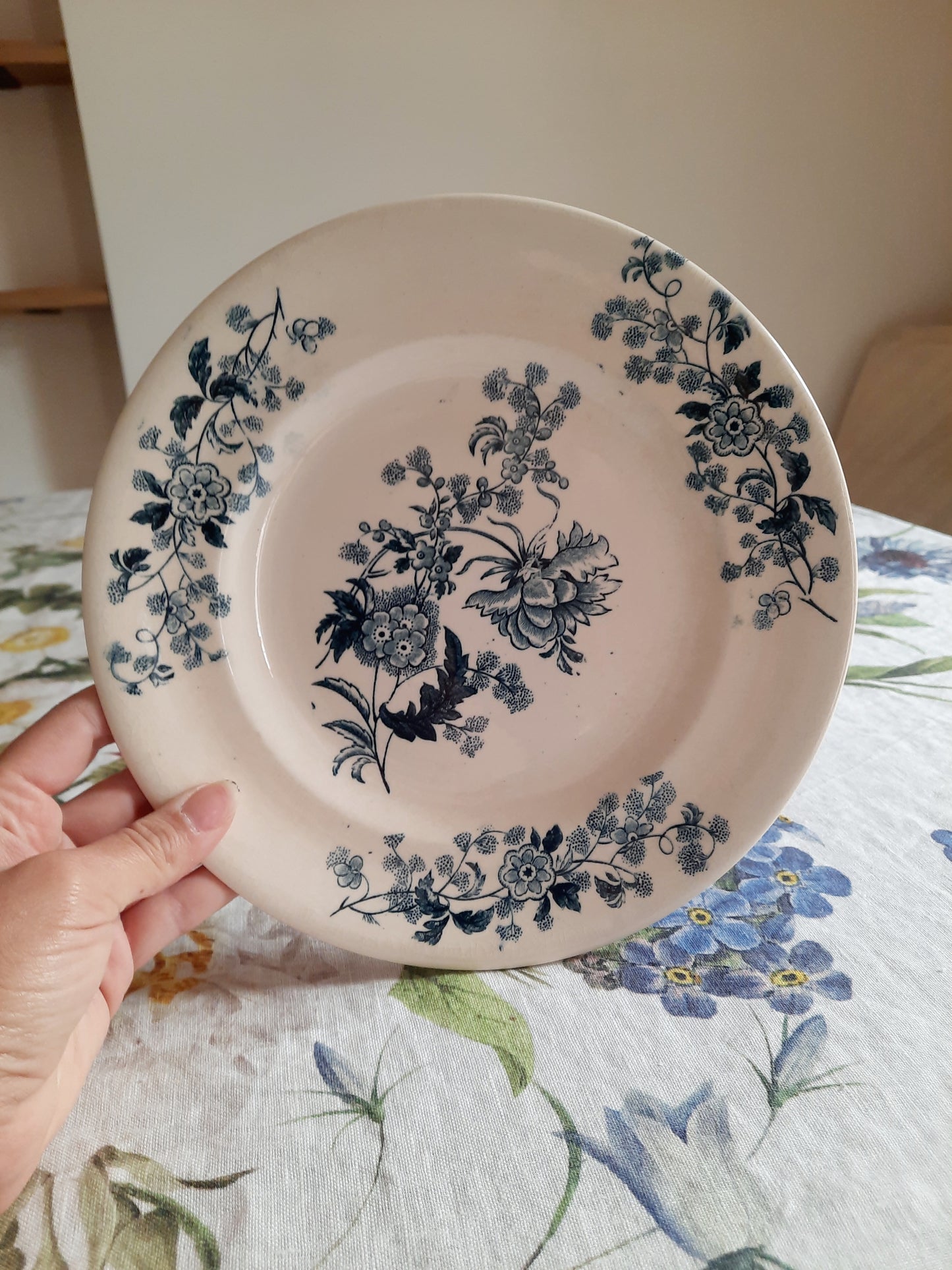 Lot de 4 assiettes plates – modèle YCHO
