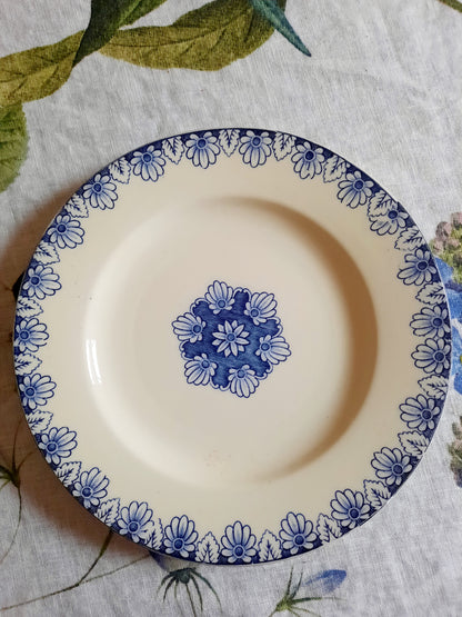 Lot de 8 assiettes à dessert Lunéville K&G Rouen – XIXe siècle