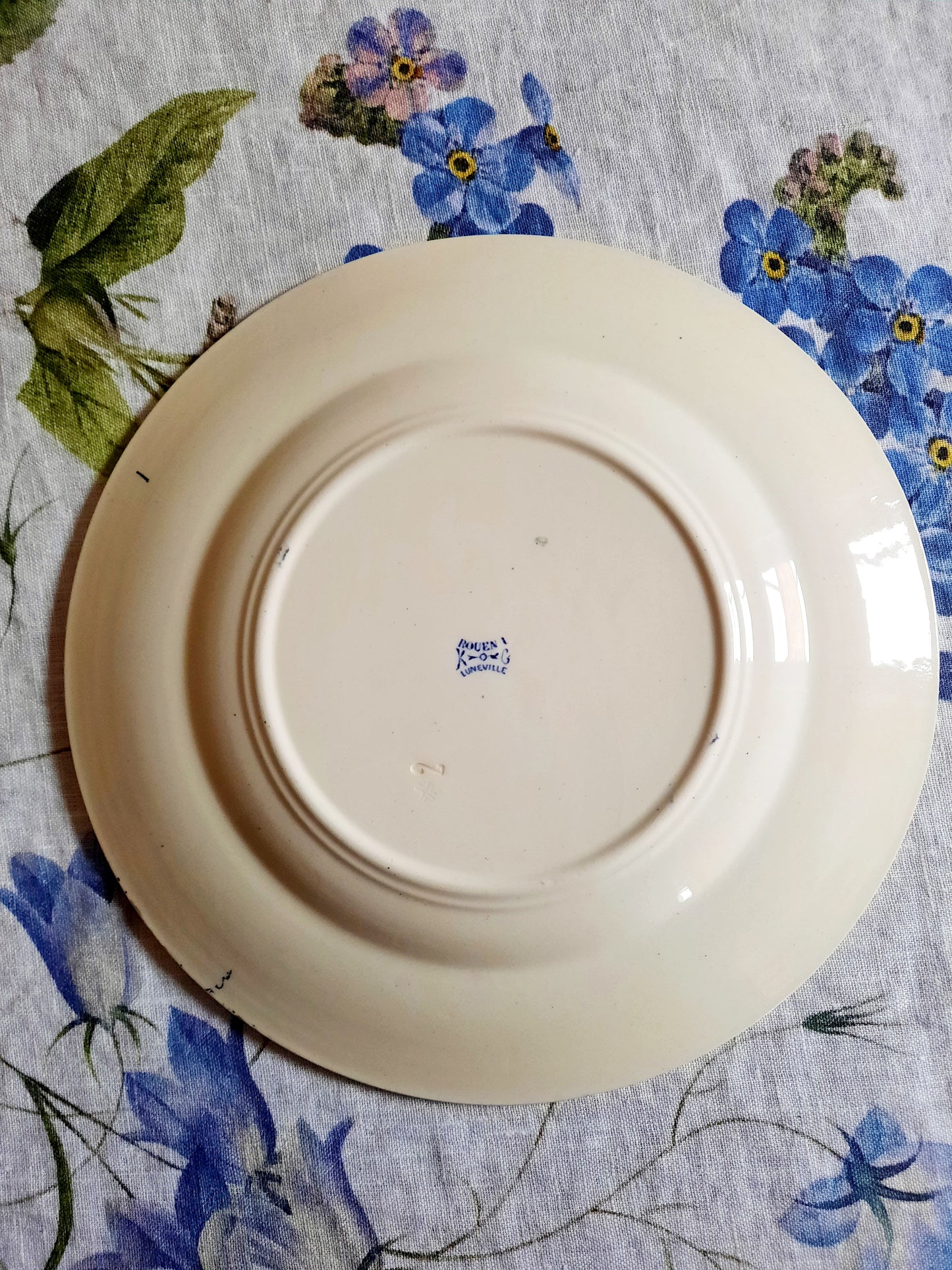 Lot de 4 assiettes plates Lunéville K&G Rouen – XIXe siècle