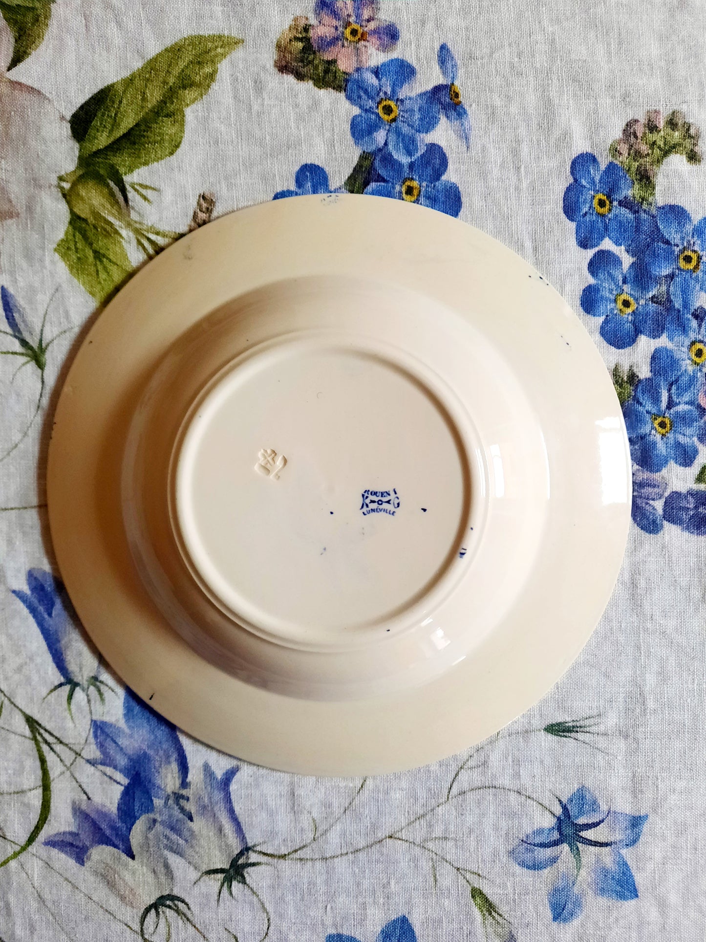 Lot de 4 assiettes creuses Lunéville K&G Rouen – XIXe siècle