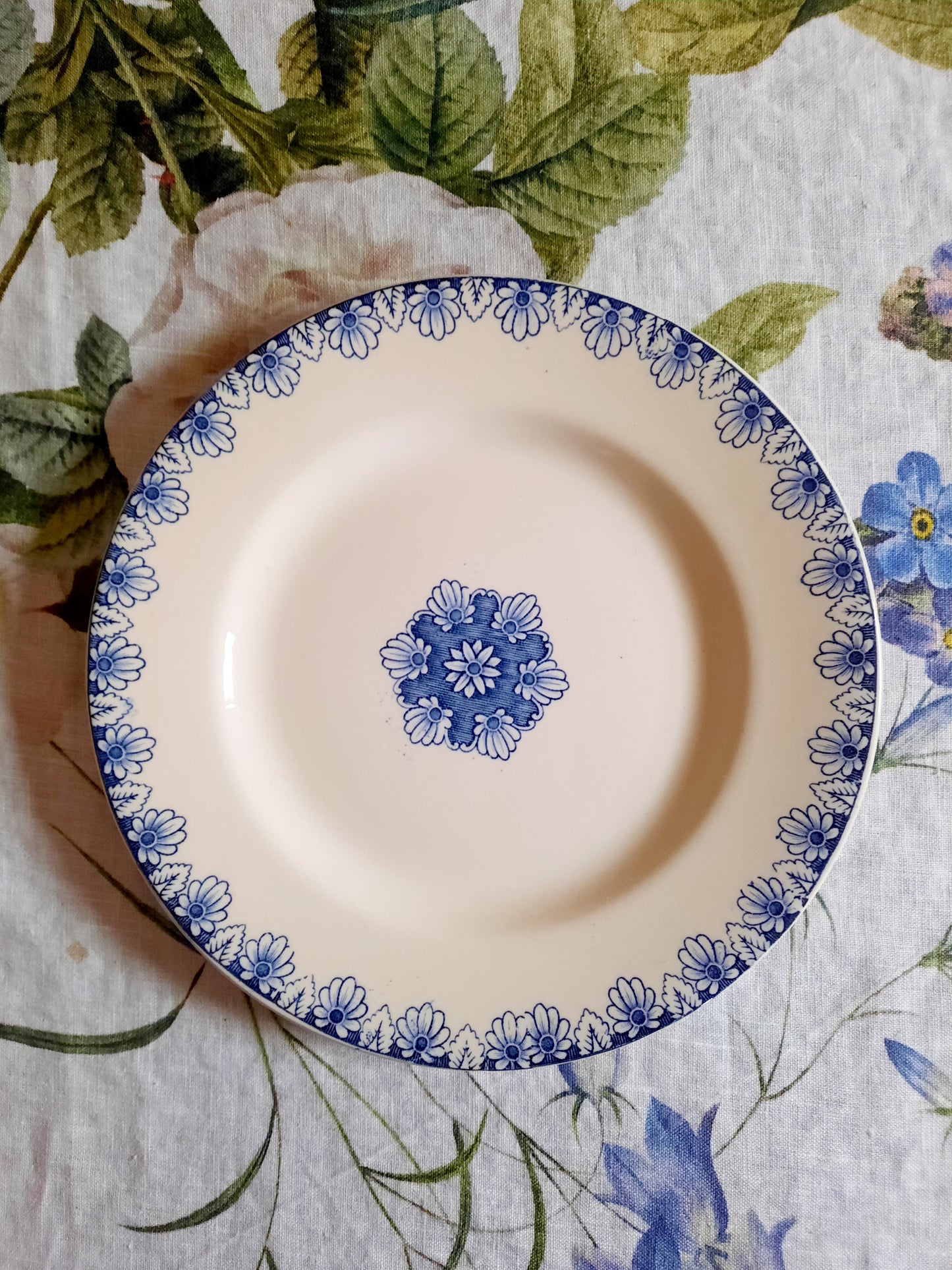 4 assiettes plates Lunéville K&G Rouen – XIXe siècle