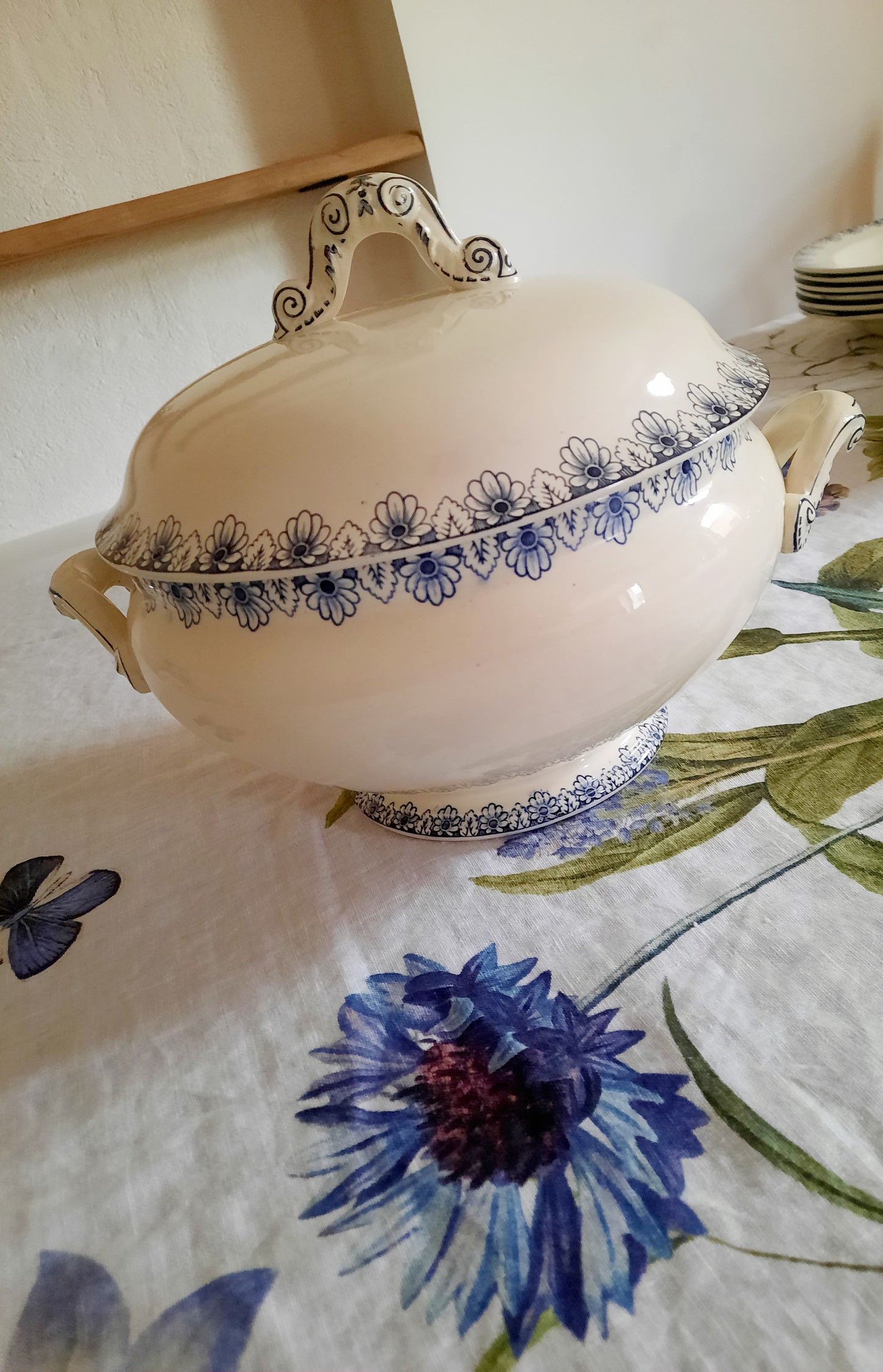Soupière Lunéville K&G Rouen – XIXe siècle