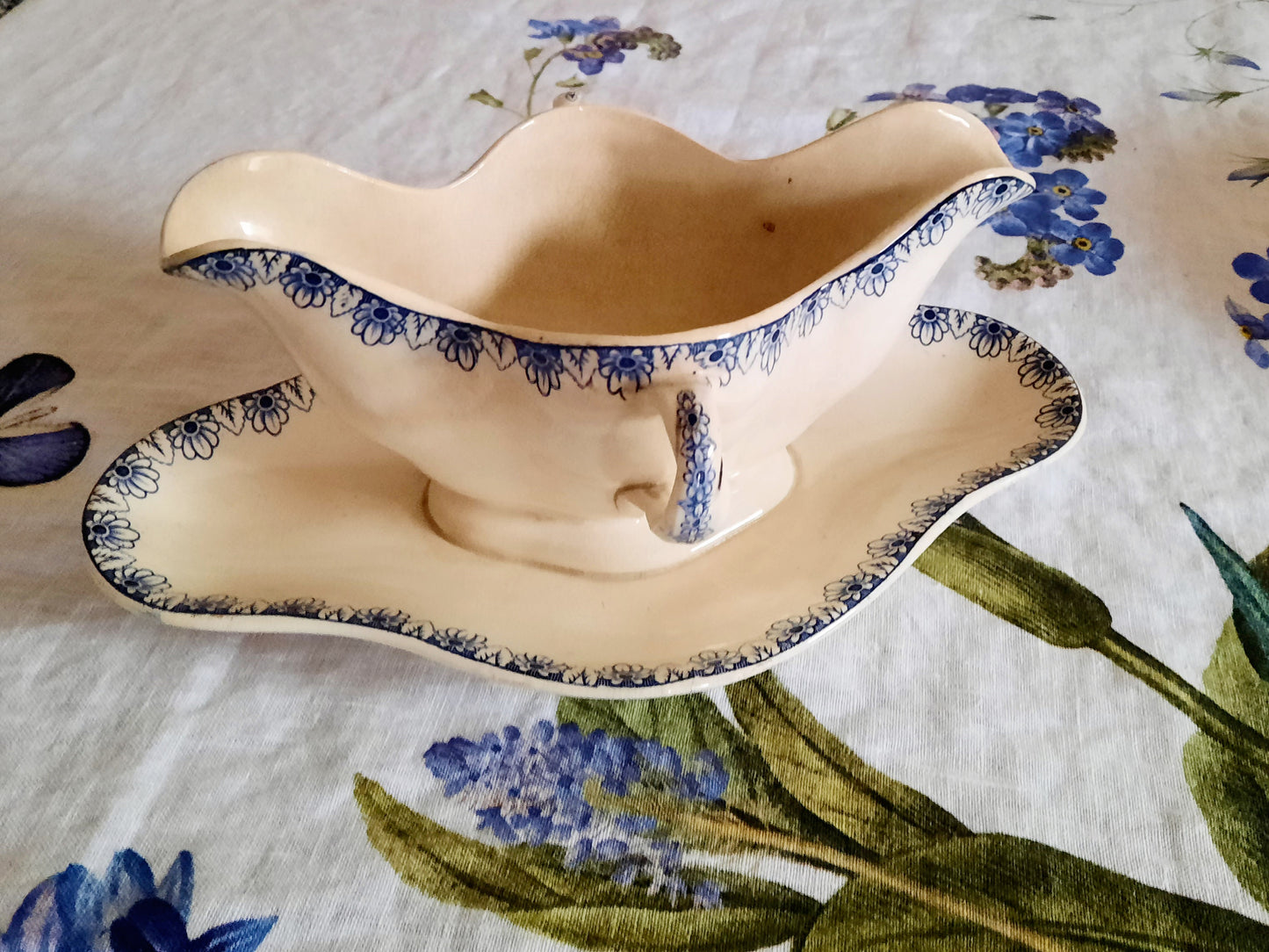 Saucière Lunéville K&G Rouen – XIXe siècle