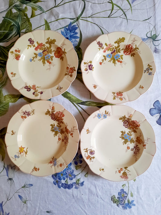 Lot de 4 assiettes creuses Longchamp