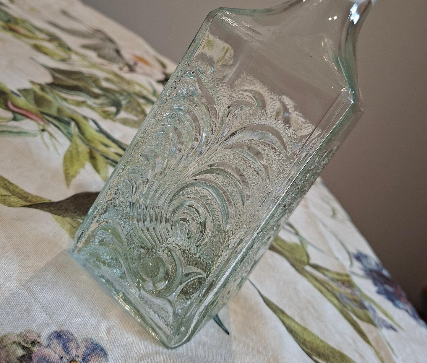 Carafe avec Relief