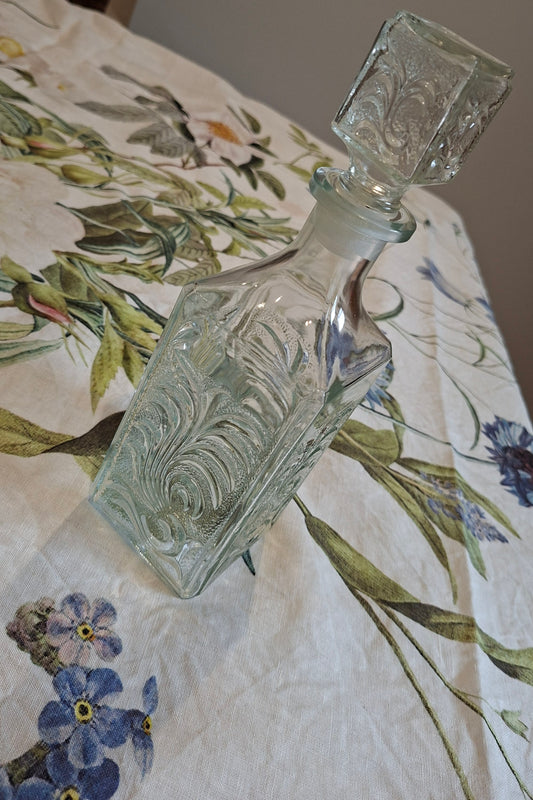 Carafe avec Relief