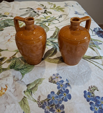 Paire de Pichets Décoratifs