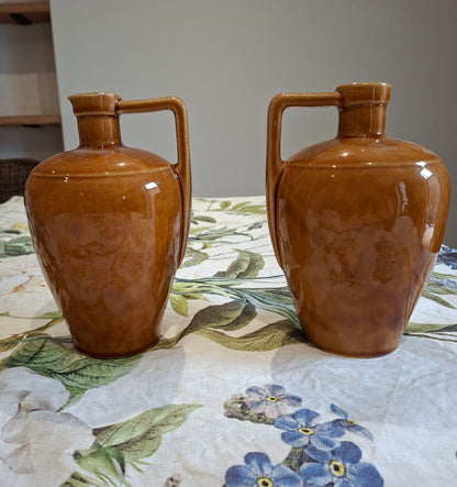 Paire de Pichets Décoratifs