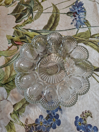Plat à Œufs sur le Bord