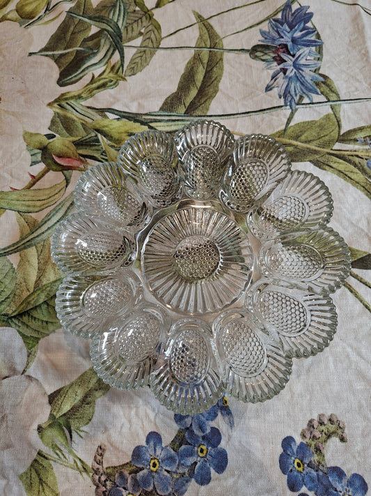Plat à Œufs sur le Bord