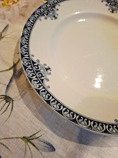 Lot de 5 assiettes plates St Amand & Hamage