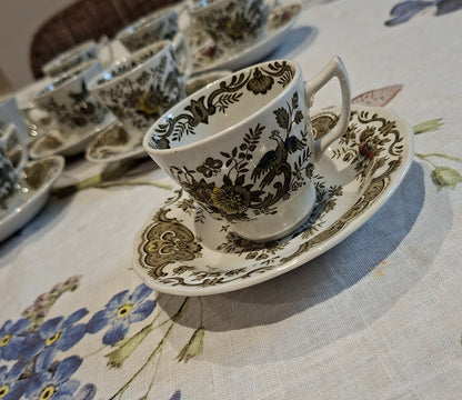 Tasses avec soucoupes – Ridgway of Staffordshire, modèle Windsor